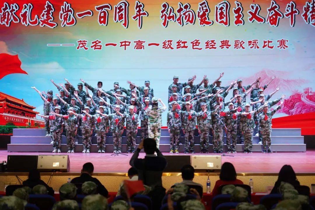 财鑫闻丨刘德华做客“与辉同行”直播间 三十万张电影票秒空